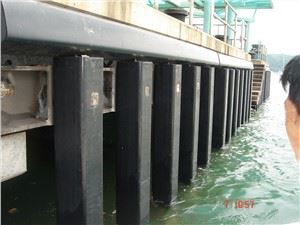 HDPE marine kamel fender system